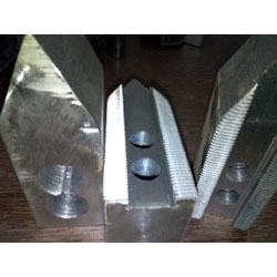 Jaws V Type in Gurgoan